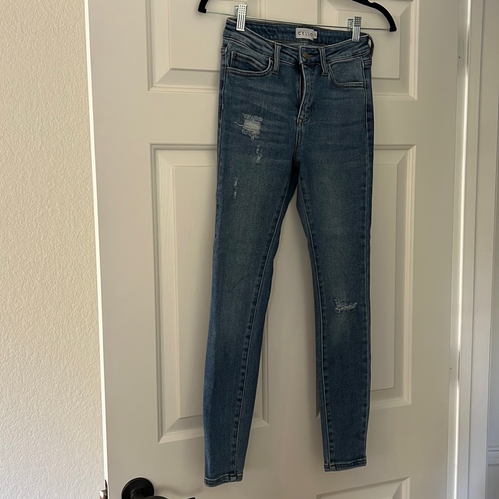 High waisted skinny jeans